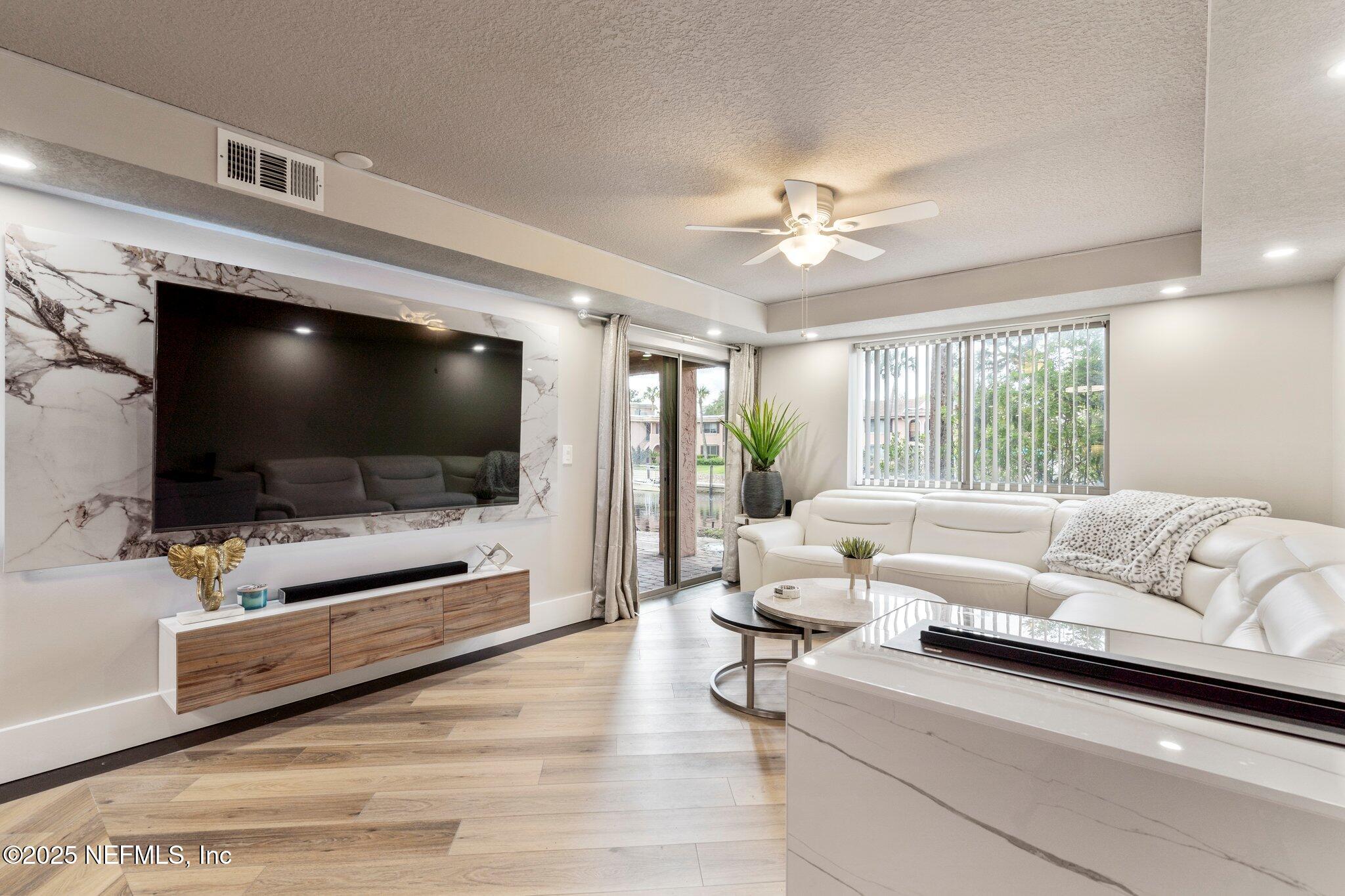 Condominium in Jacksonville FL 5375 ORTEGA FARMS Boulevard #408 1.jpg