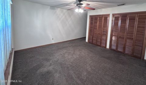 Single Family Residence in Jacksonville FL 5463 MARINERS COVE Drive 8.jpg