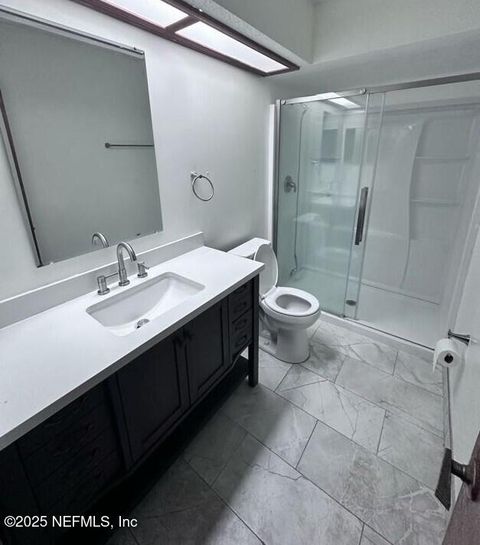 Single Family Residence in Jacksonville FL 5463 MARINERS COVE Drive 6.jpg