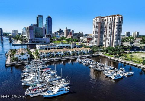 Condominium in Jacksonville FL 400 BAY Street.jpg