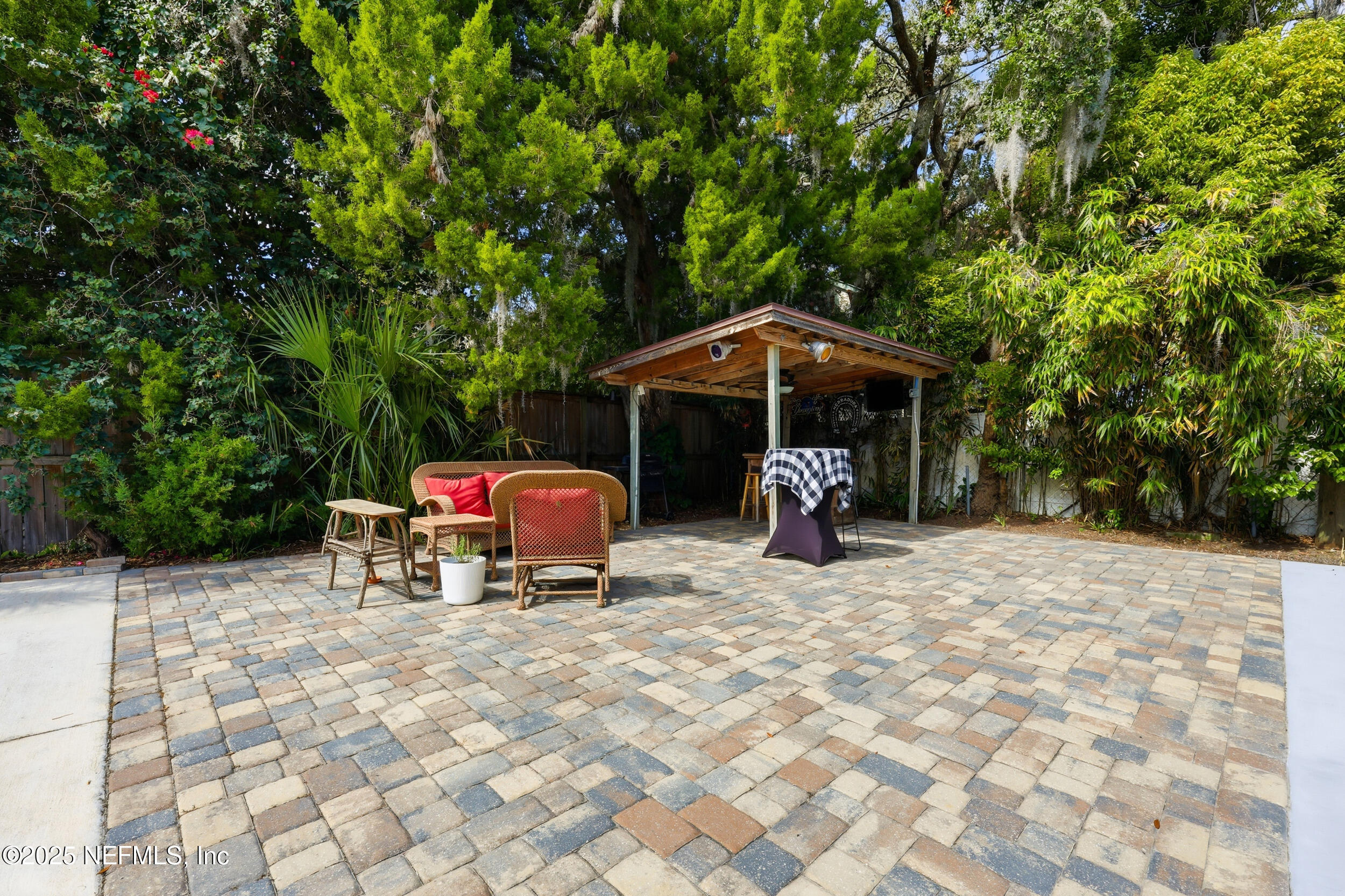 62 1/2 Valencia St, Saint Augustine, FL 32084 photo