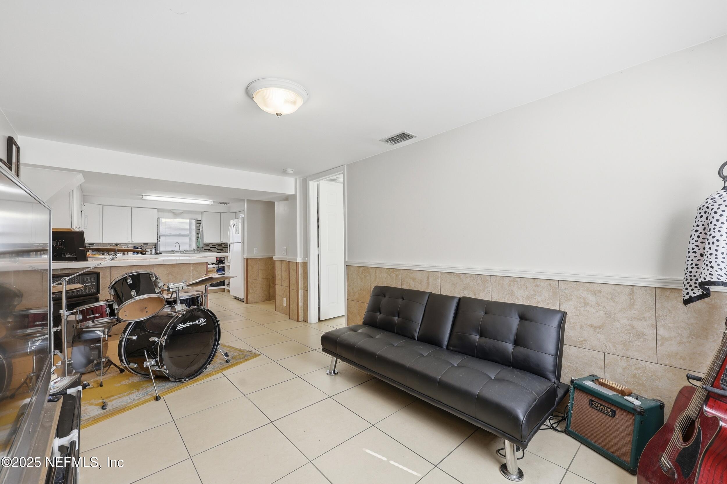 62 1/2 Valencia St, Saint Augustine, FL 32084 photo