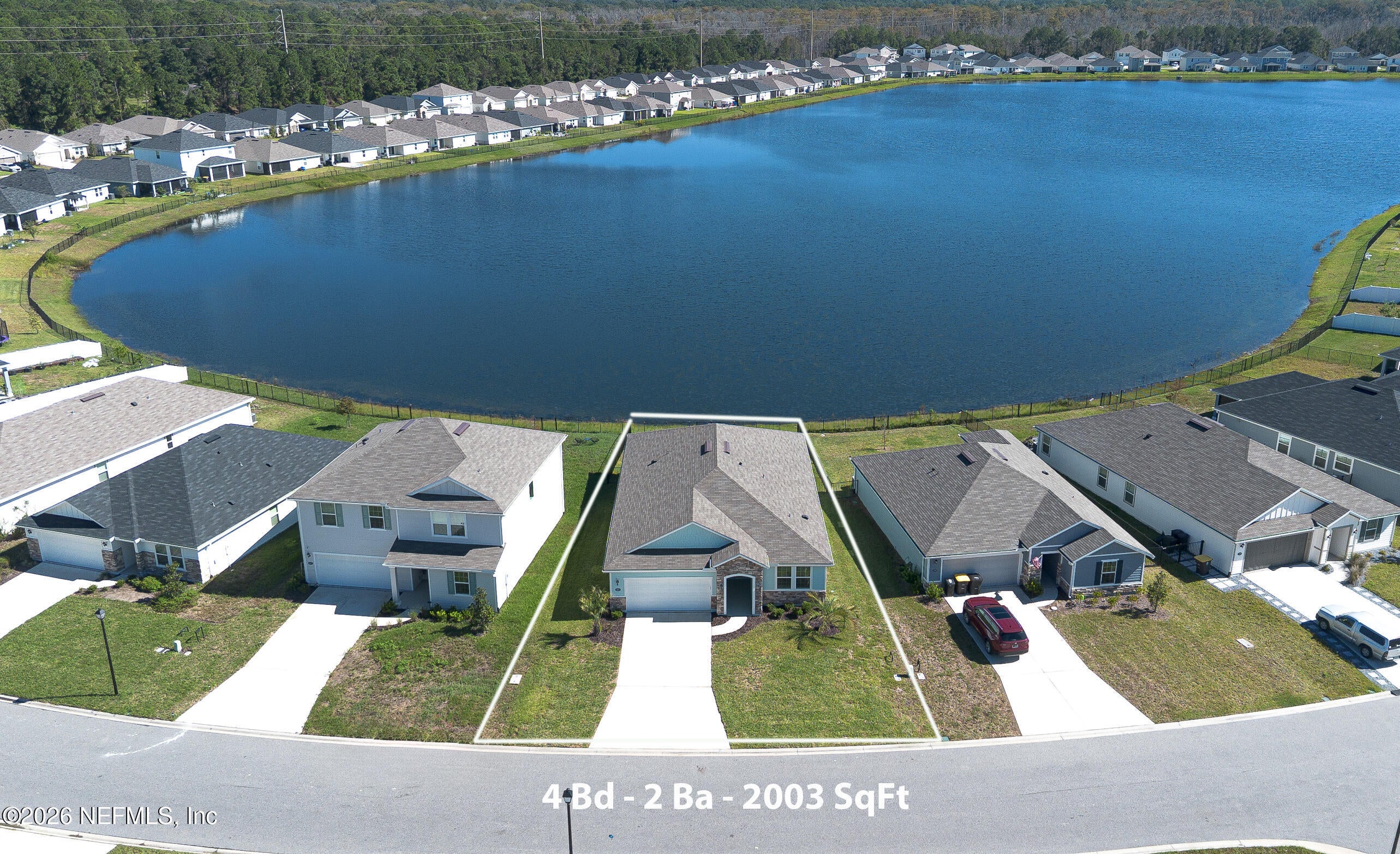 1045 Panther Lake Pkwy, Jacksonville, FL 32221