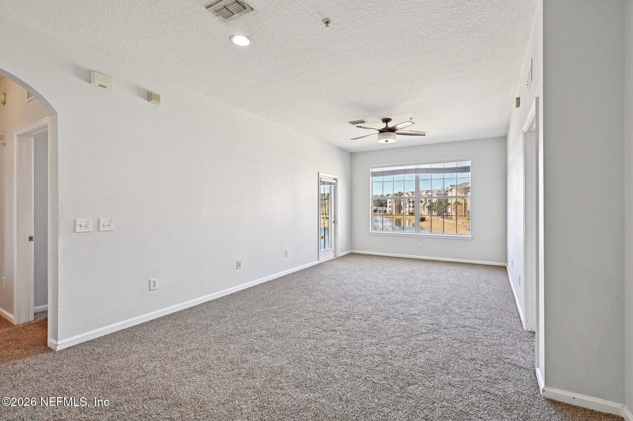 7801 Point Meadows Drive 8209, Jacksonville, FL 32256 photo