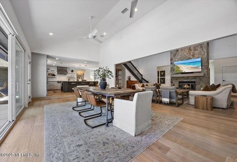 Single Family Residence in Ponte Vedra Beach FL 3235 OLD BARN Road 14.jpg