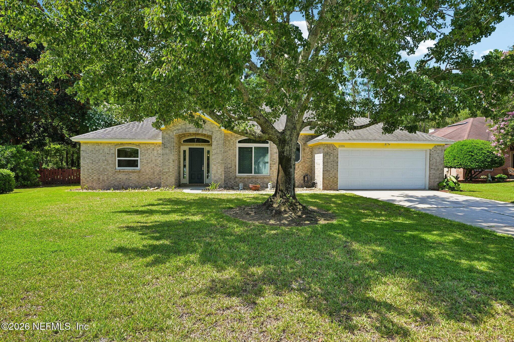 12306 Forest Gate Dr, Jacksonville, FL 32246