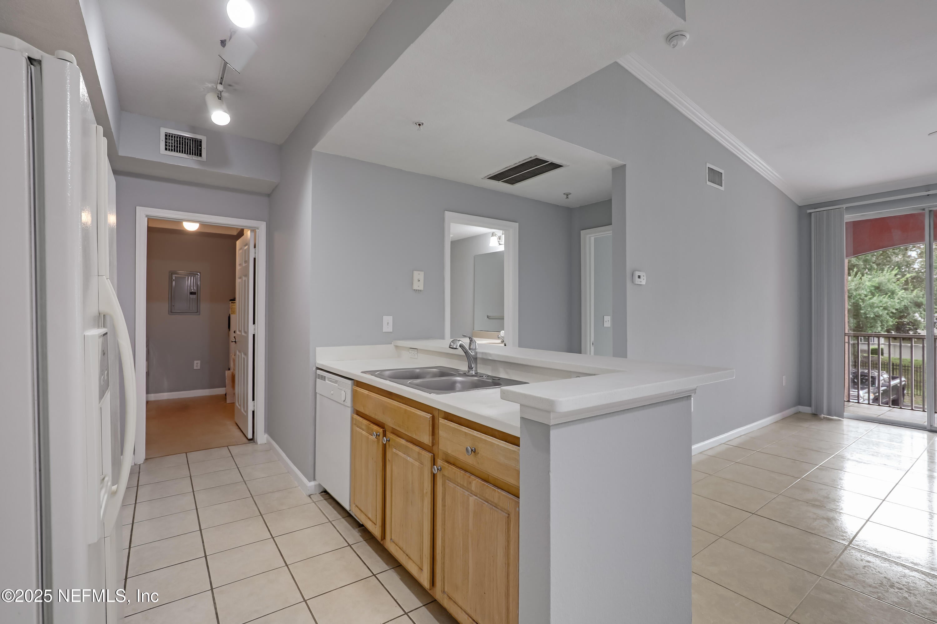 10075 Gate Pkwy, Jacksonville, FL 32246