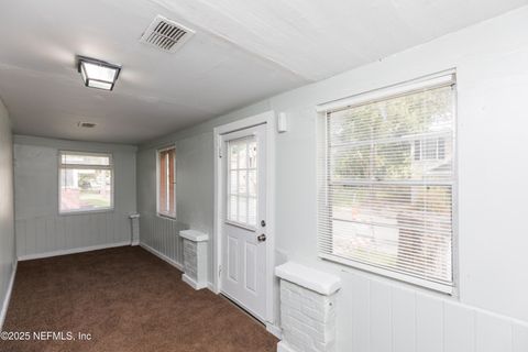 Single Family Residence in Jacksonville FL 1488 W 5TH Street 1.jpg