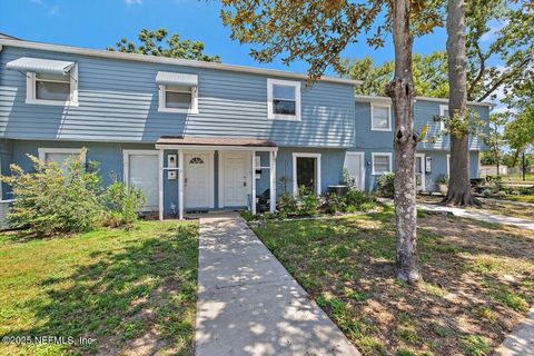 Townhouse in Jacksonville FL 11411 WHITE BAY Lane.jpg