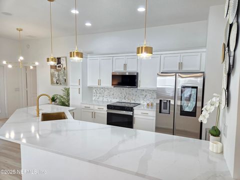 Single Family Residence in Jacksonville FL 250 STERLING HILL Drive.jpg