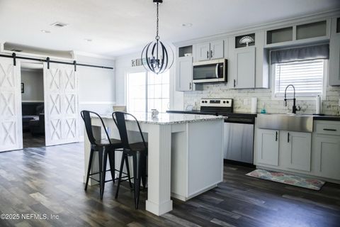 Single Family Residence in Jacksonville FL 7205 EXLINE Road 3.jpg