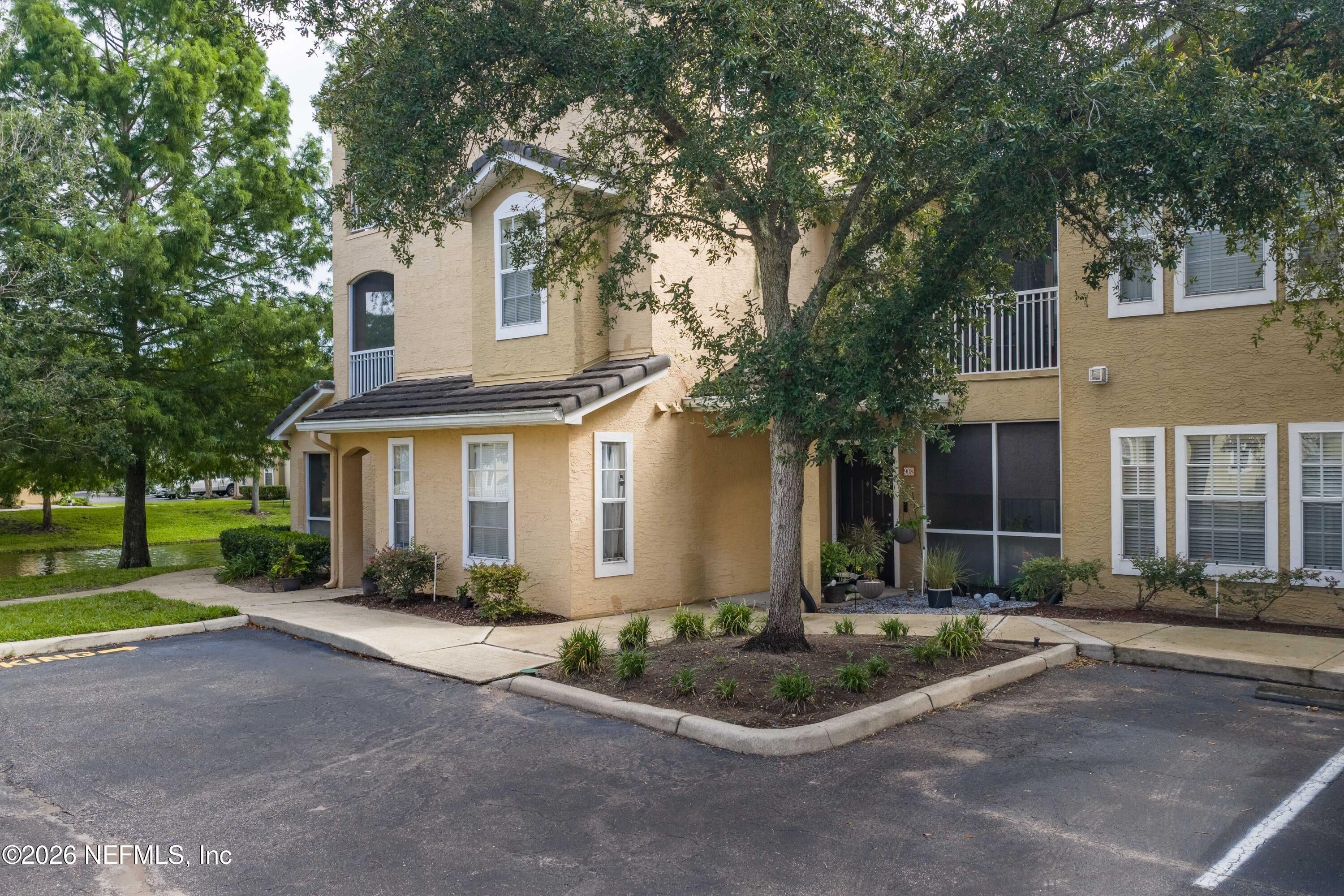 10075 Gate Pkwy #908, Jacksonville, FL 32246 photo