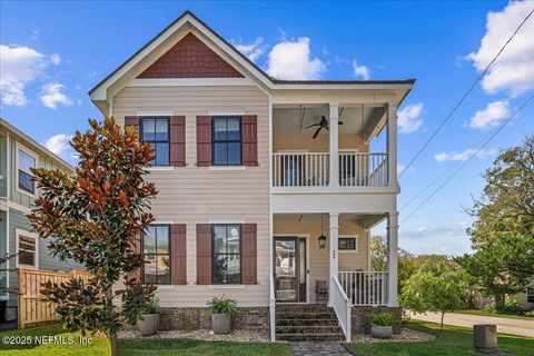 Single Family Residence in Fernandina Beach FL 900 WHITE Street.jpg
