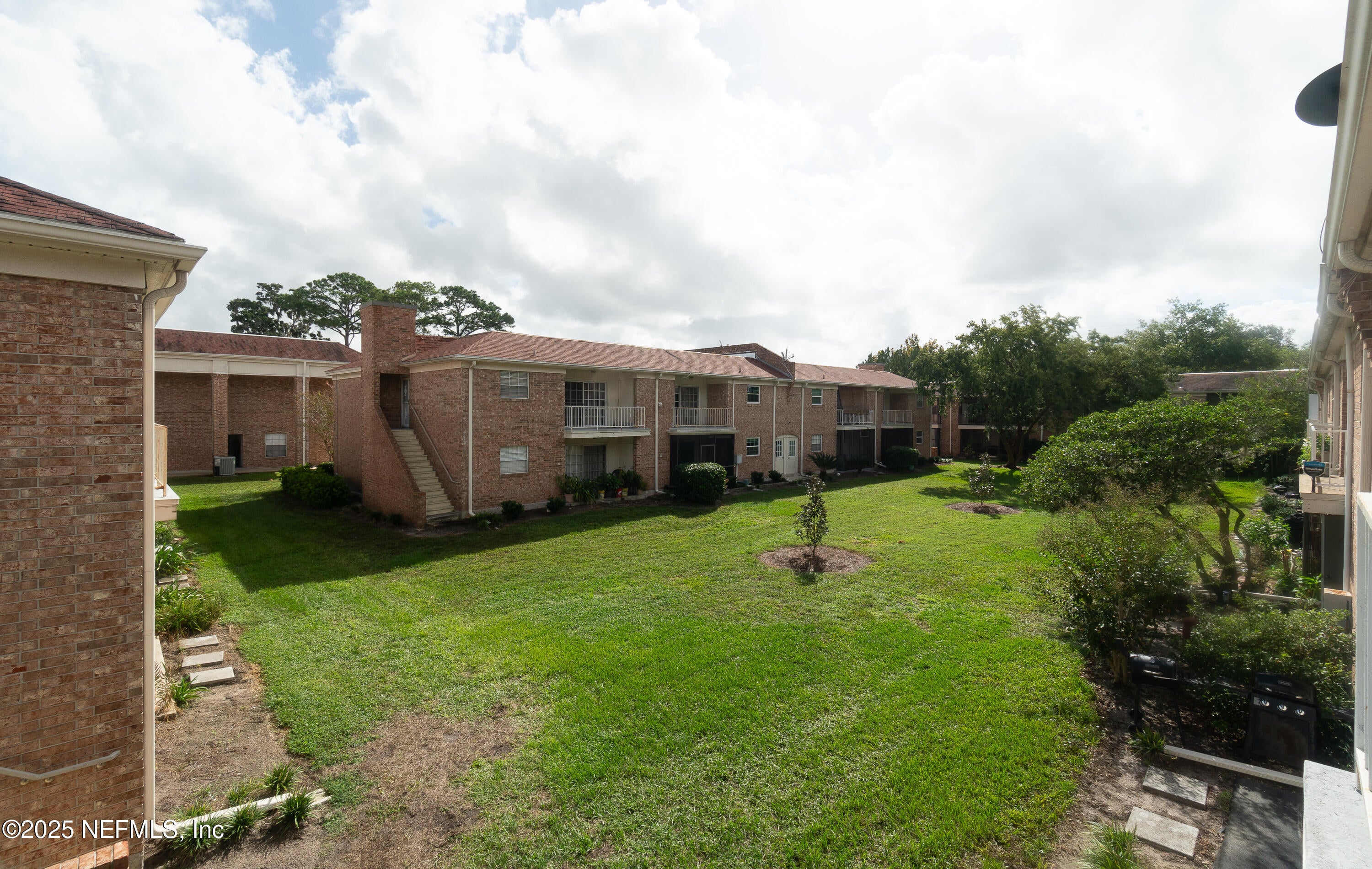 5201 Atlantic Blvd, Jacksonville, FL 32207