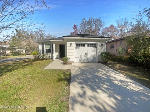 Single Family Residence in Jacksonville FL 2277 HARTRIDGE Street.jpg