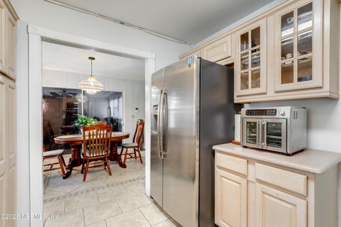 Single Family Residence in Jacksonville FL 820 MONTEGO Road 16.jpg