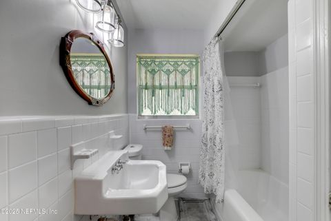 Single Family Residence in Jacksonville FL 820 MONTEGO Road 18.jpg