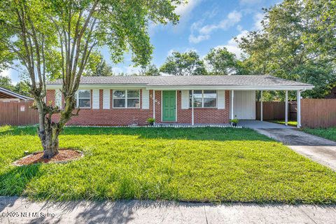 Single Family Residence in Jacksonville FL 5665 HILLMAN Drive.jpg