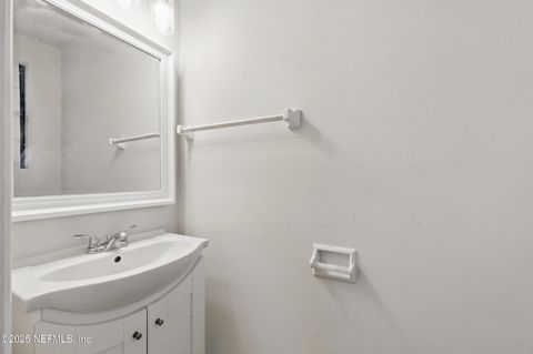 Single Family Residence in Jacksonville FL 11345 HARLAN Drive 12.jpg