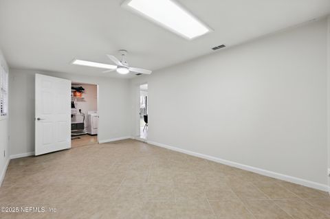Single Family Residence in Jacksonville FL 11345 HARLAN Drive 20.jpg