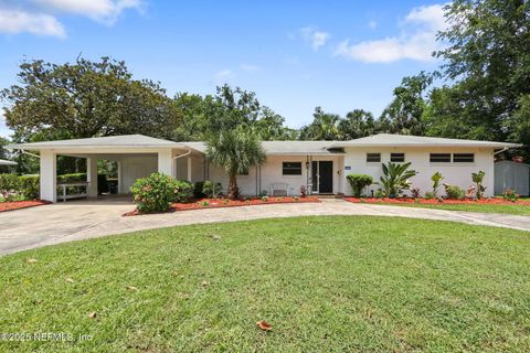 Single Family Residence in Jacksonville FL 4218 KINGS Court.jpg