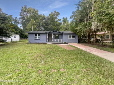Single Family Residence in Jacksonville FL 9368 CULPEPER Avenue.jpg