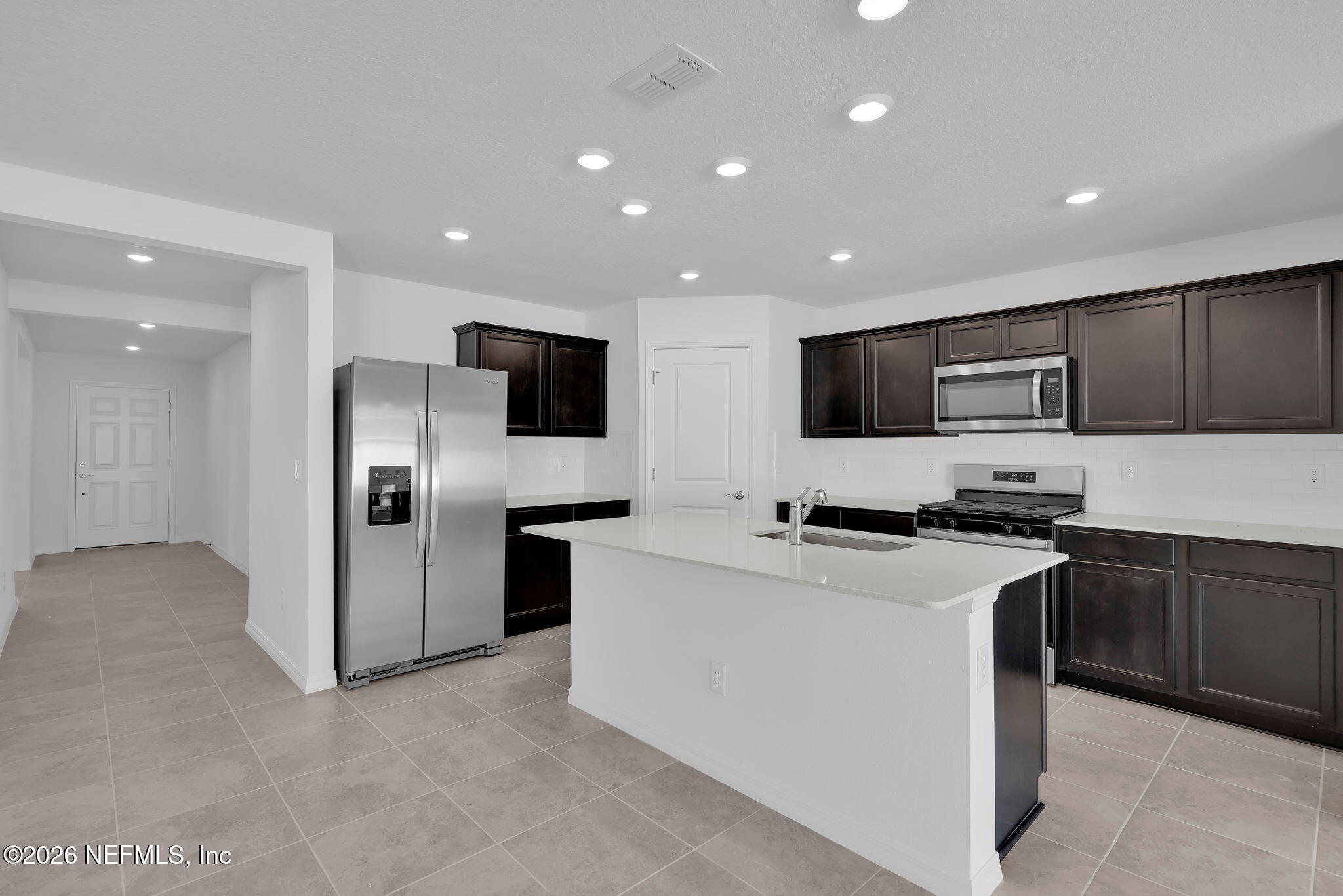 6813 Sandperch St, Jacksonville, FL 32244 photo