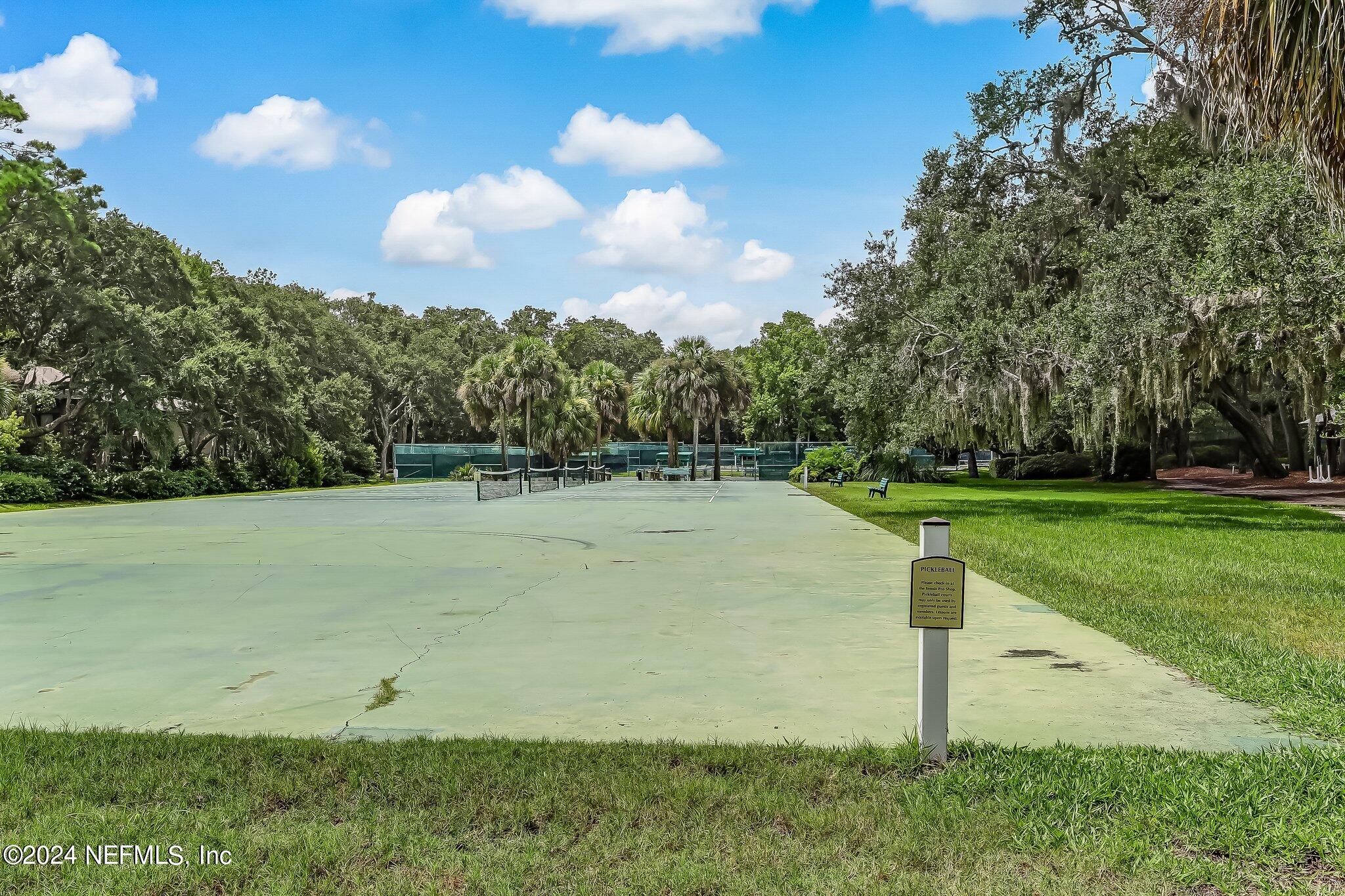Condominium in Fernandina Beach FL 2122 BEACH WOOD Road 34.jpg