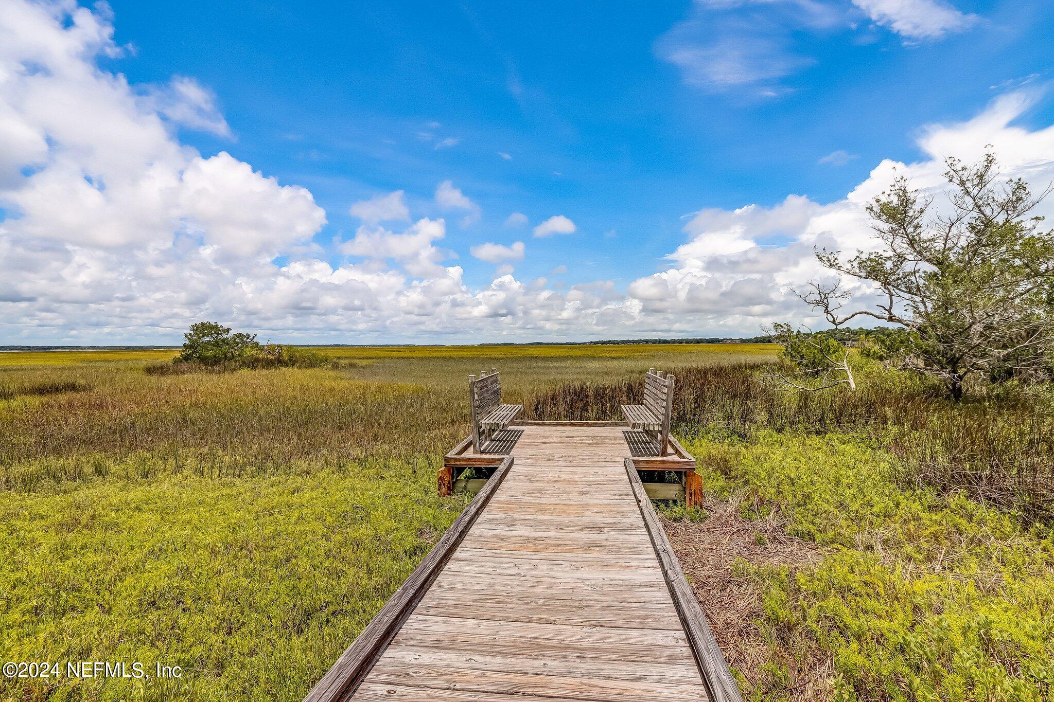 Condominium in Fernandina Beach FL 2122 BEACH WOOD Road 39.jpg