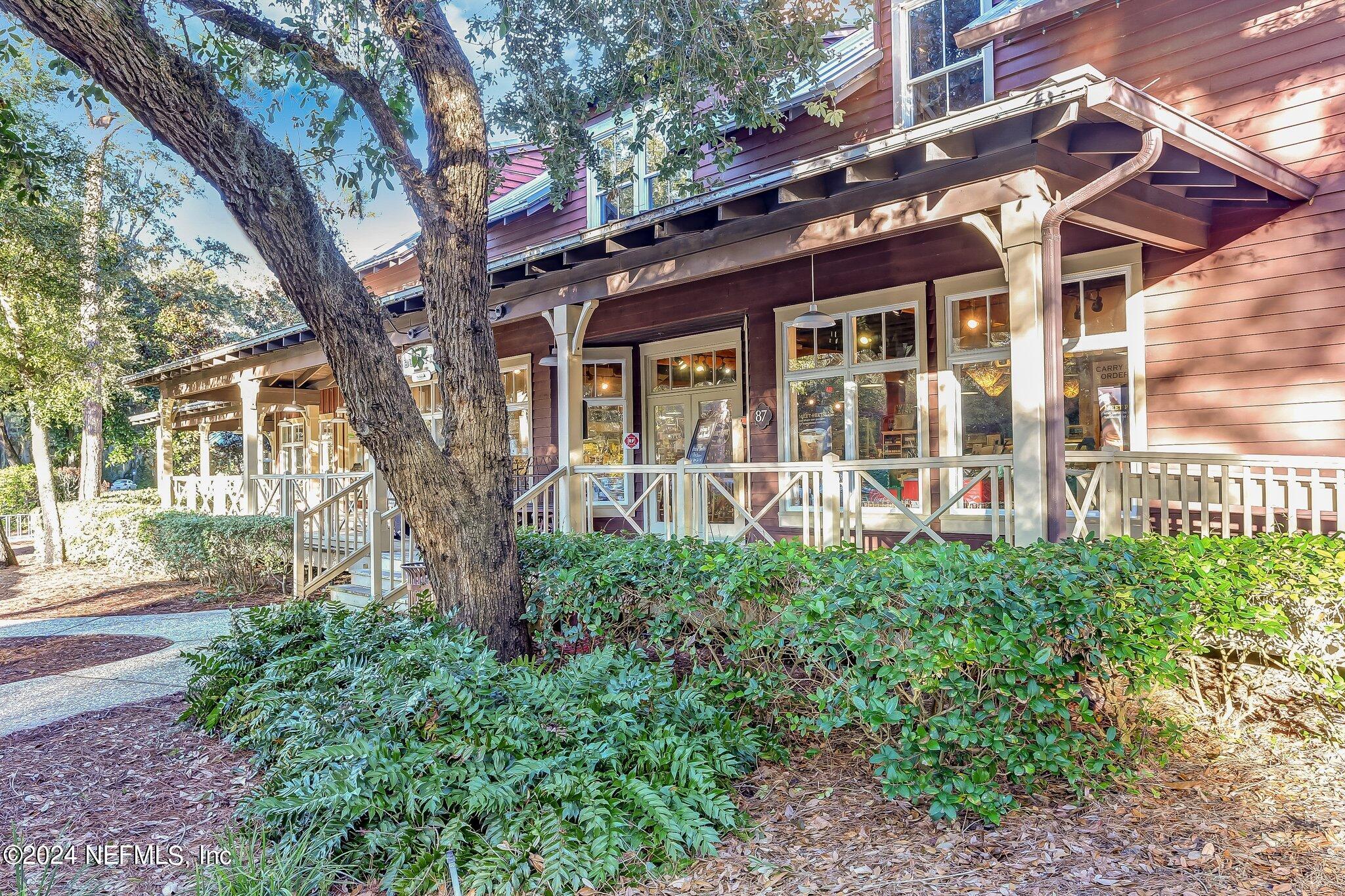 Condominium in Fernandina Beach FL 2122 BEACH WOOD Road 28.jpg