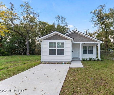 Single Family Residence in Jacksonville FL 1419 MCCONIHE Street.jpg