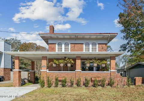 Single Family Residence in Jacksonville FL 4157 TIMUQUANA Road.jpg