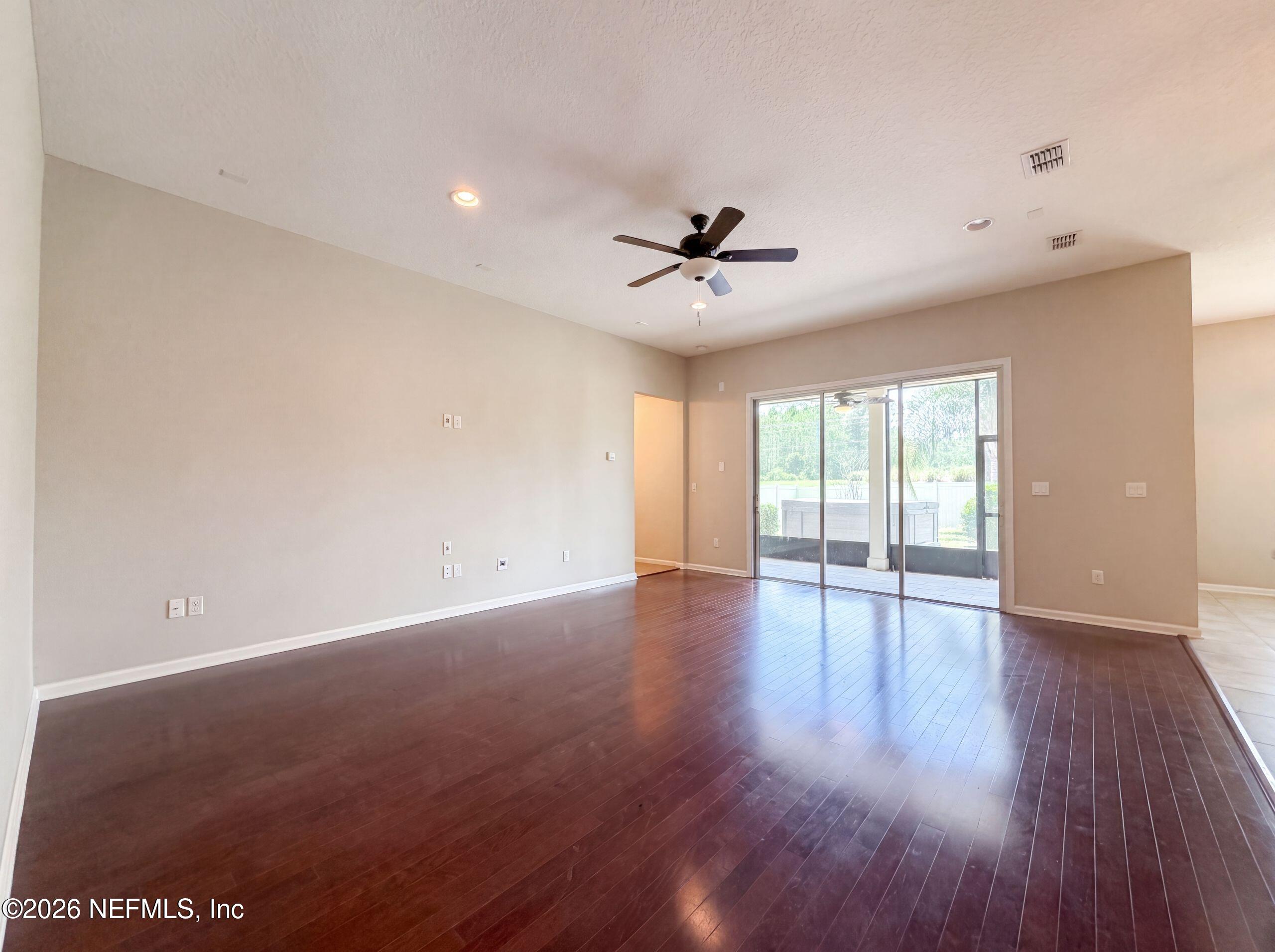 316 Willow Lake Dr, Saint Augustine, FL 32092 photo