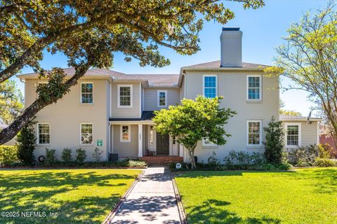 Single Family Residence in Jacksonville FL 1052 HOLLY Lane.jpg