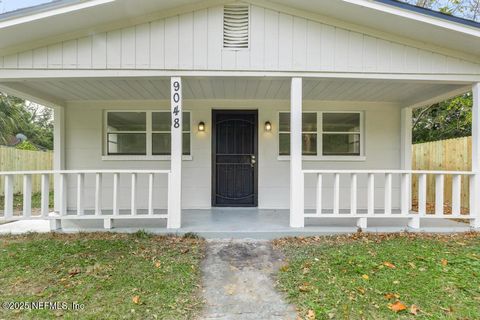 Single Family Residence in Jacksonville FL 9048 ADAMS Avenue.jpg