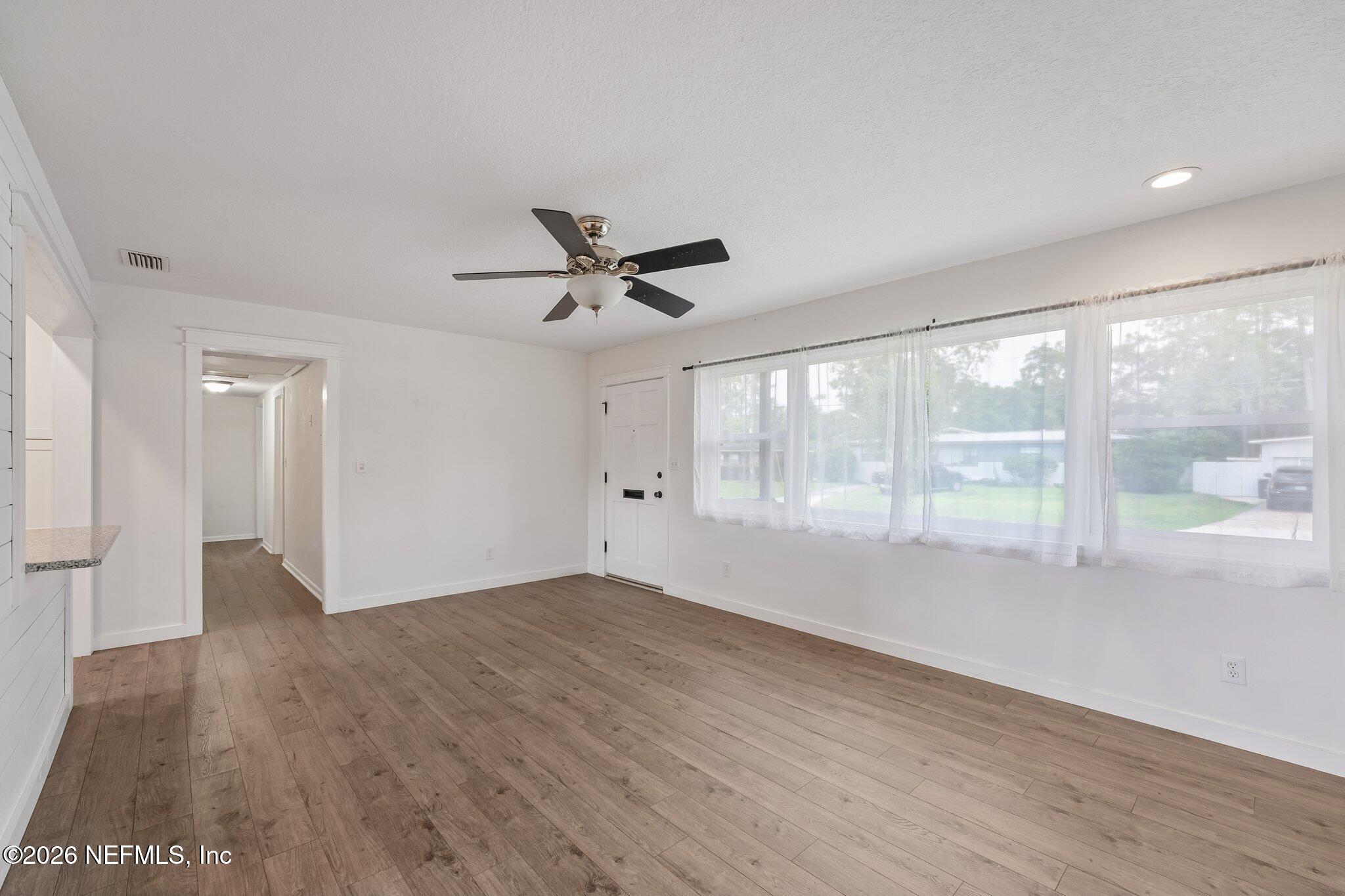 6549 Lou Dr, Jacksonville, FL 32216 photo