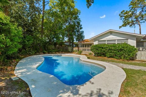 Single Family Residence in Jacksonville FL 819 ACAPULCO Road 50.jpg