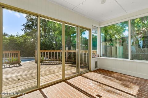 Single Family Residence in Jacksonville FL 819 ACAPULCO Road 43.jpg
