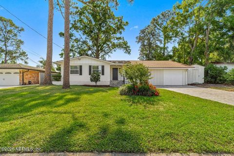 Single Family Residence in Jacksonville FL 819 ACAPULCO Road 2.jpg