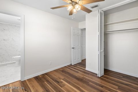 Single Family Residence in Jacksonville FL 819 ACAPULCO Road 42.jpg