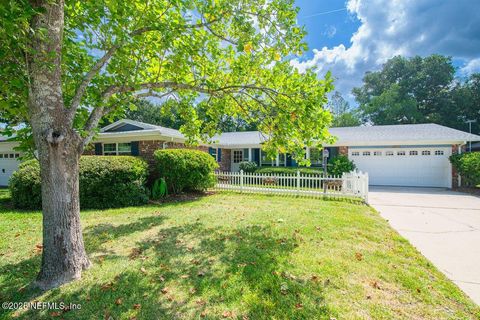 Single Family Residence in Jacksonville FL 8701 WINCHESTER Drive.jpg