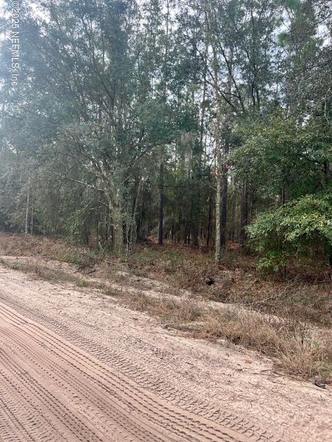 Unimproved Land in Keystone Heights FL 5855 CAMPO Drive.jpg