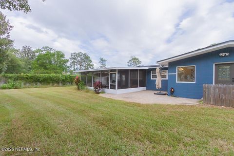 Single Family Residence in Jacksonville FL 7130 SINGAPORE Road 18.jpg