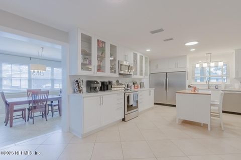 Single Family Residence in Jacksonville FL 7130 SINGAPORE Road 6.jpg