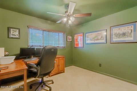 Single Family Residence in Jacksonville FL 7130 SINGAPORE Road 15.jpg