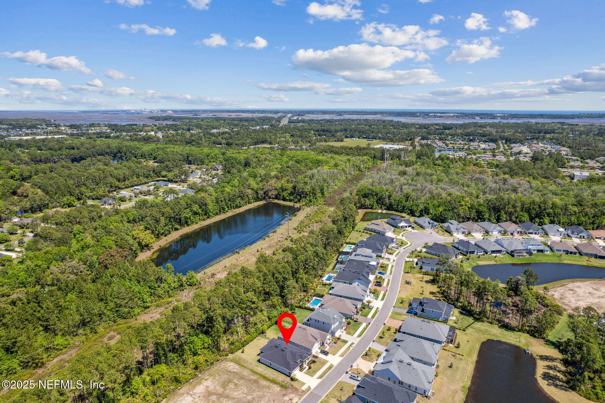 Single Family Residence in Fernandina Beach FL 95214 GOLDEN GLOW Drive 52.jpg