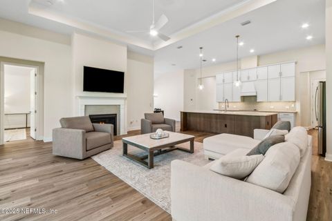 Single Family Residence in Fernandina Beach FL 95214 GOLDEN GLOW Drive 11.jpg