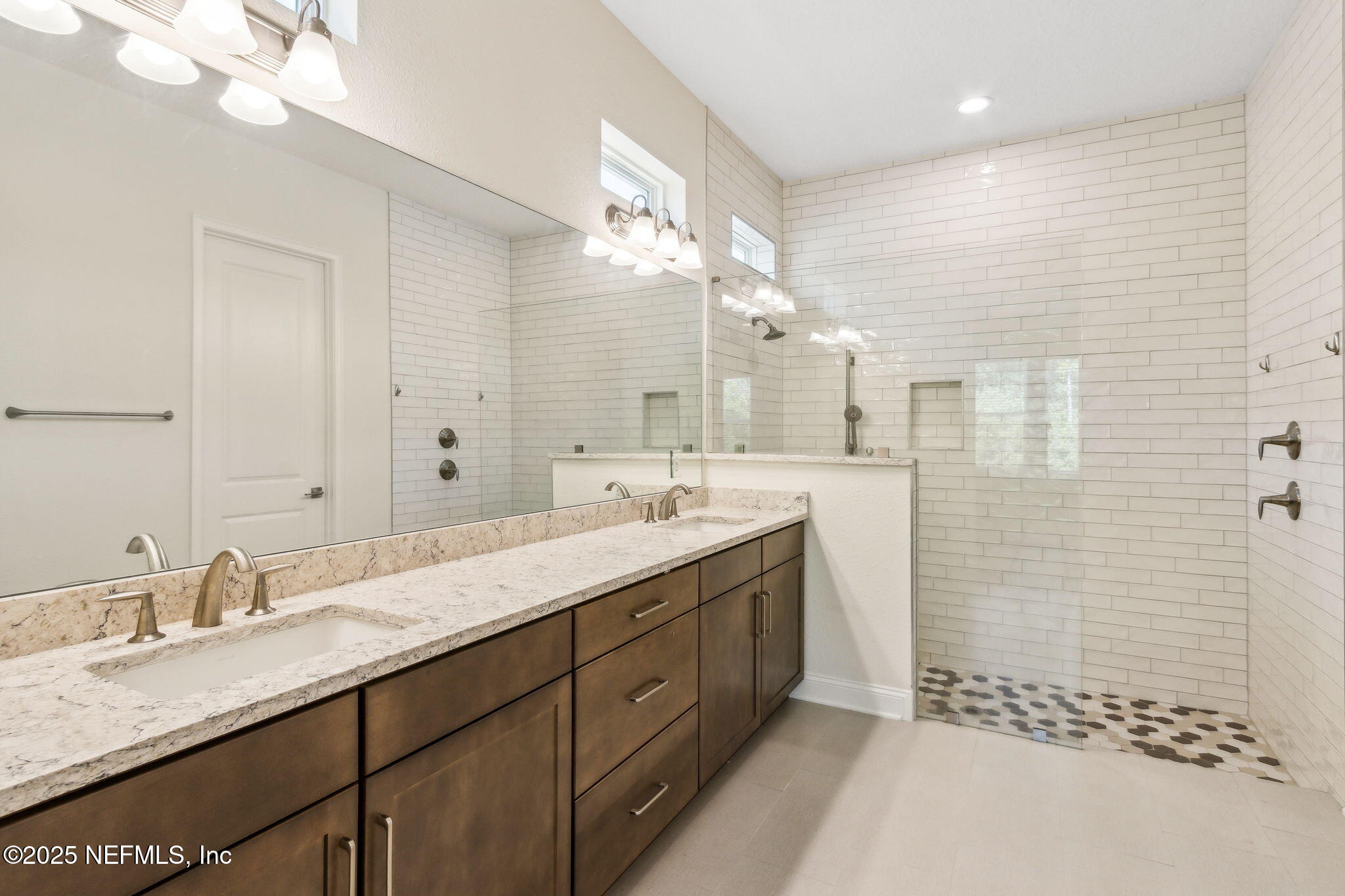 Single Family Residence in Fernandina Beach FL 95214 GOLDEN GLOW Drive 16.jpg