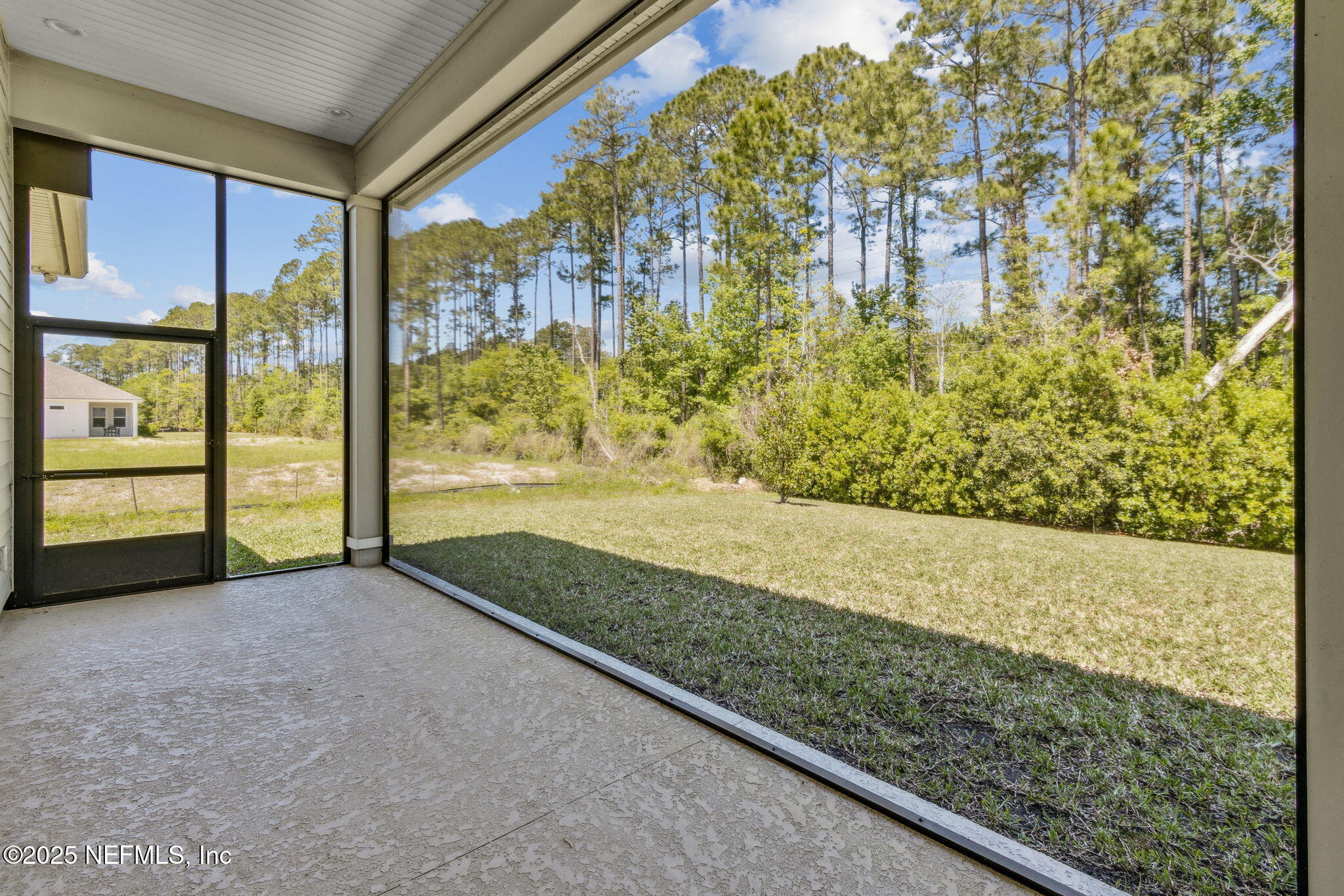 Single Family Residence in Fernandina Beach FL 95214 GOLDEN GLOW Drive 25.jpg