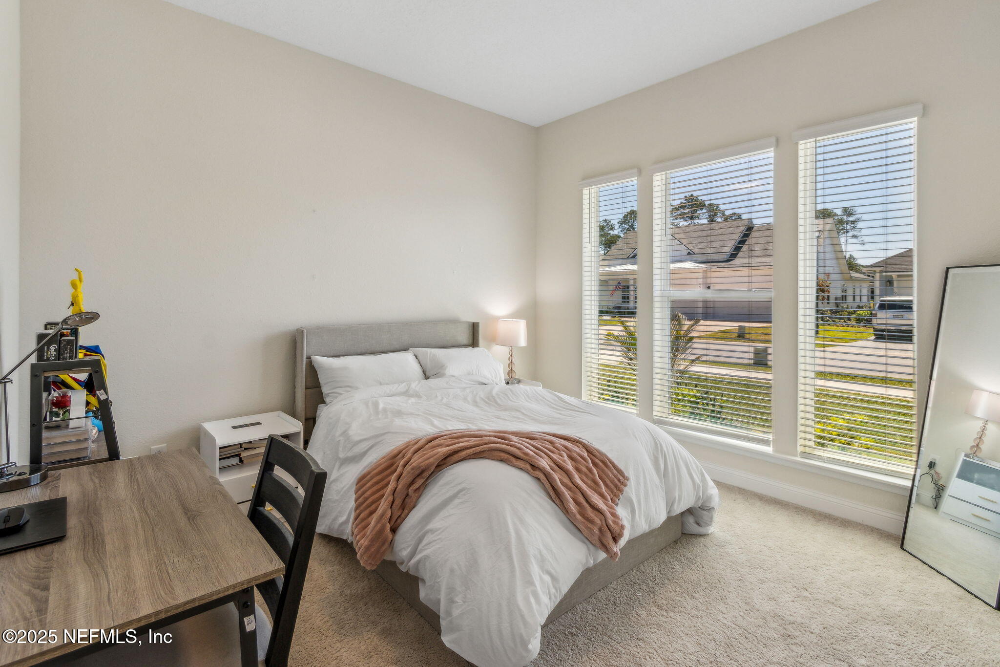 Single Family Residence in Fernandina Beach FL 95214 GOLDEN GLOW Drive 18.jpg